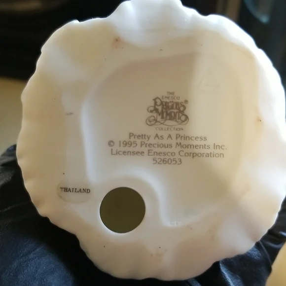 1995 Precious moments Pretty as a princess - Picture 4 of 4